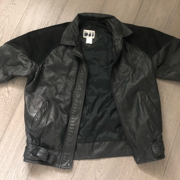 Oversized Leather Jacket 
Fits S-L
Brand: DJI - Picture 2 of 5